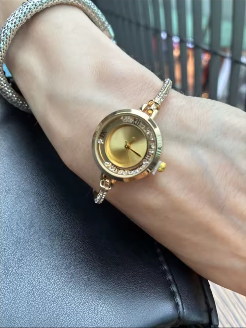 Elegant Adjustable Gold and Silver Women's Round Watch